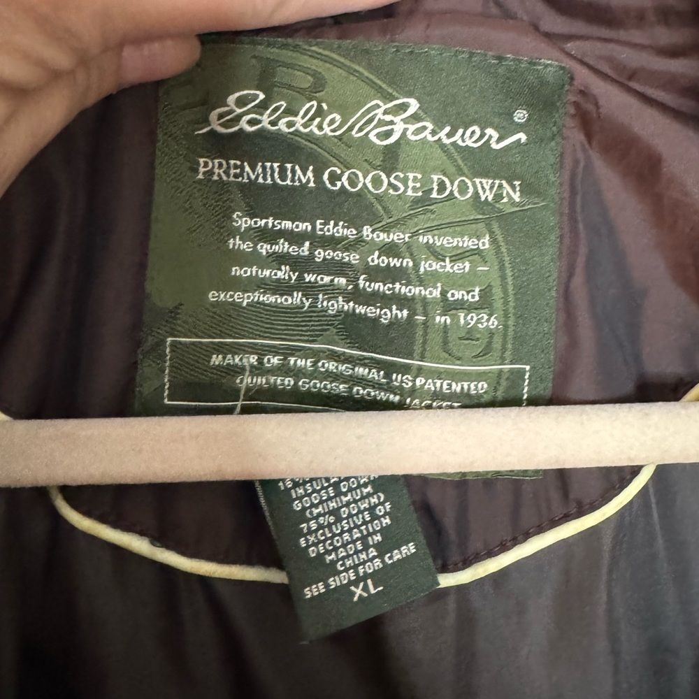 Eddie Bauer Chocolate Brown Fur-Collar Ski Jacket - Picture 10 of 12